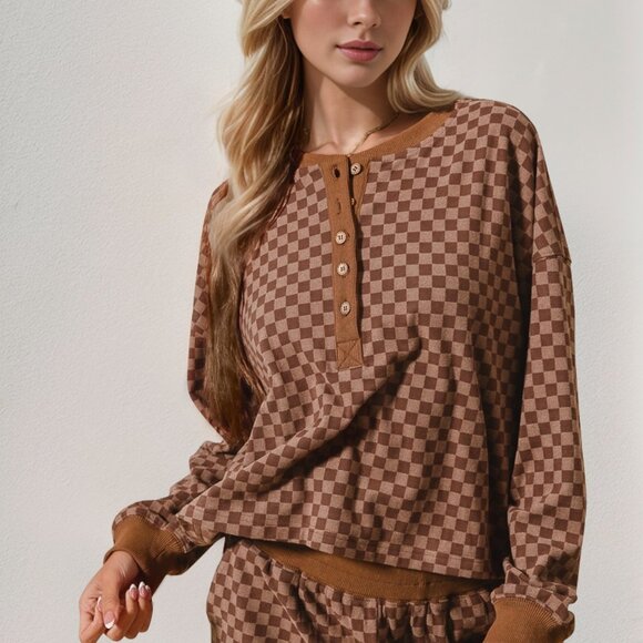 Double Take Checkered Half-Button Top and Shorts Set - Stylish & Comfortable 2Pc - Picture 5 of 7